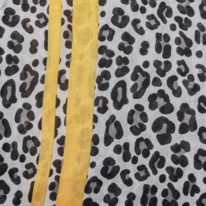 Leo Leopard - Yellow Scarf